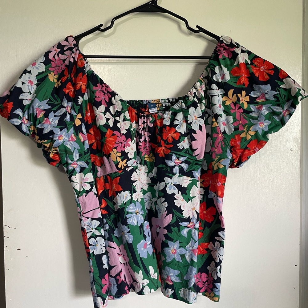 Old Navy Red and Green Ruched Smocked Blouse